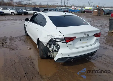 2020 Jaguar Xe S Awd Automatic z USA, uszkodzony, nr VIN SAJAJ4FXXLCP63449